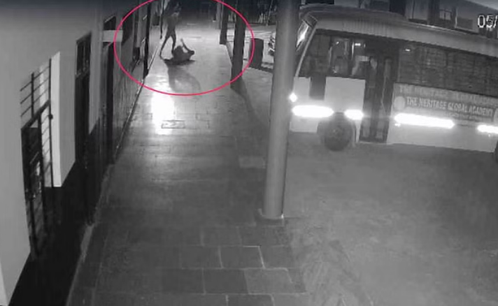 रुड़की: डंडे से पीट-पीटकर प्राइवेट स्कूल के चौकीदार की हत्या, CCTV में कैद हुई घटना